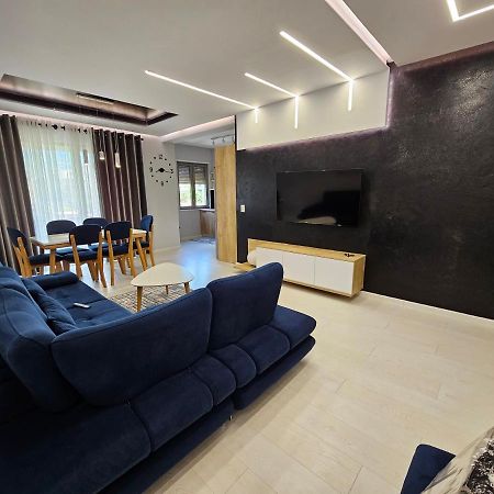 Tower Bridge Apartment Tiranë Luaran gambar