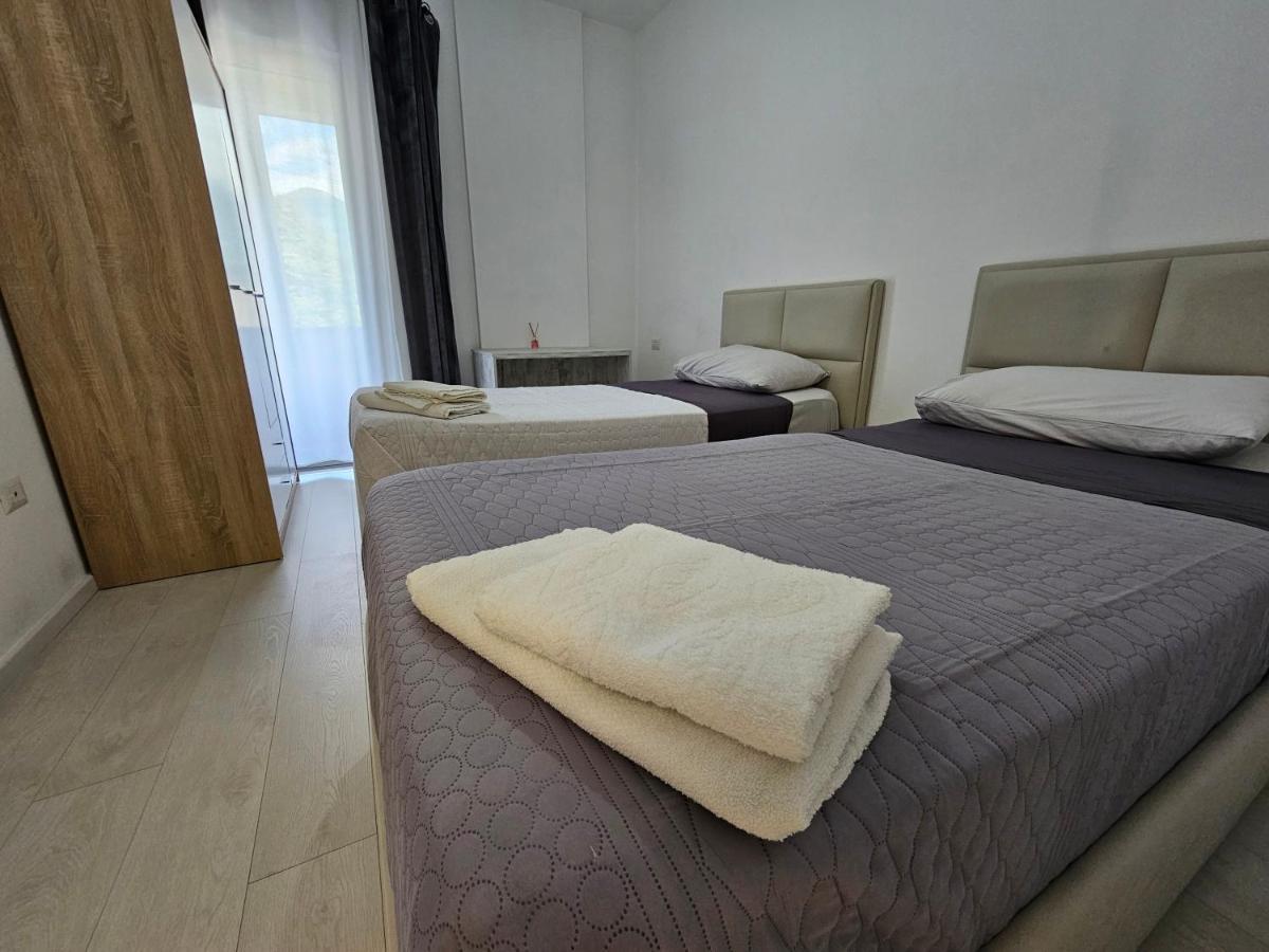 Tower Bridge Apartment Tiranë Luaran gambar