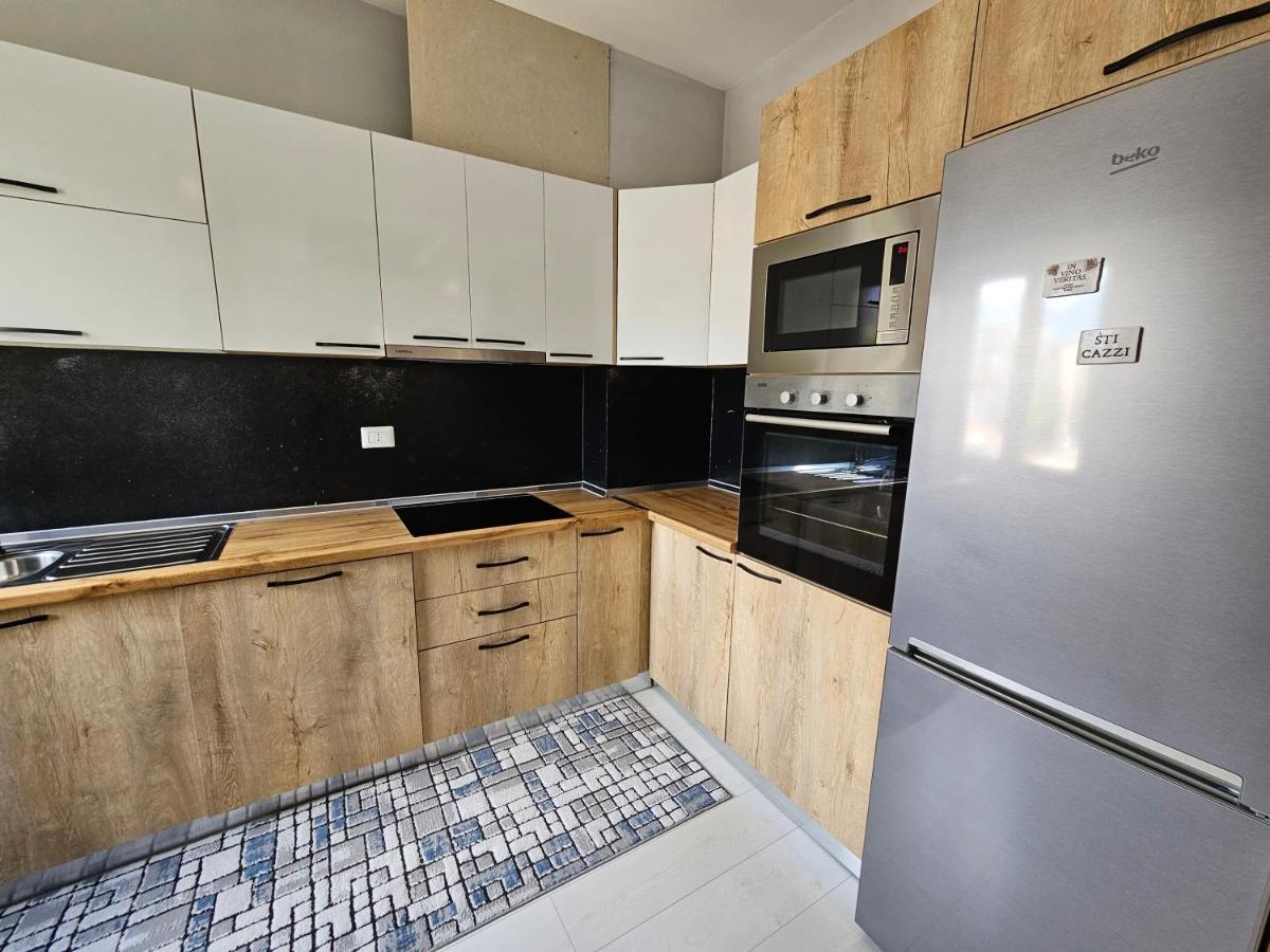 Tower Bridge Apartment Tiranë Luaran gambar